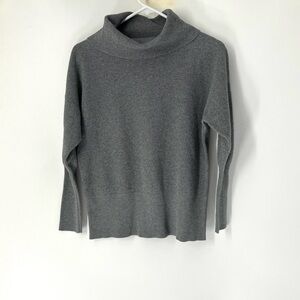 Loft knit sweater turtle neck size medium